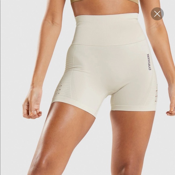 Gymshark energy seamless shorts in coconut white - Picture 3 of 7